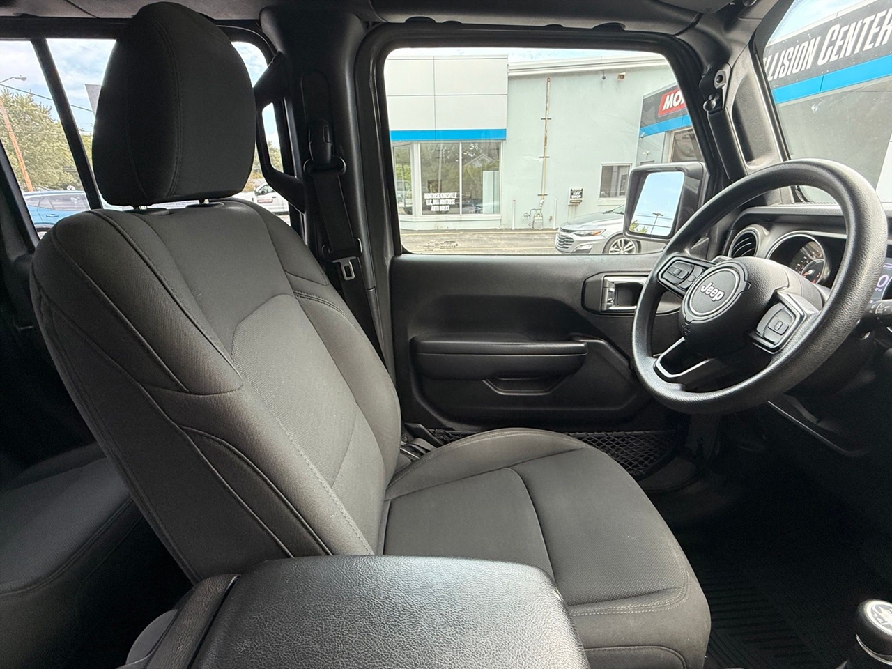 Jeep Gladiator Sport S 2021