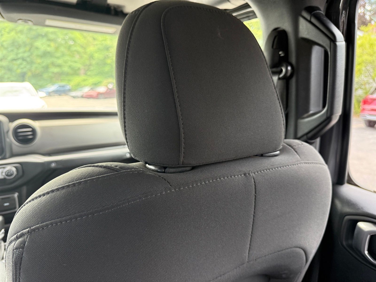 Jeep Gladiator Sport S 2021