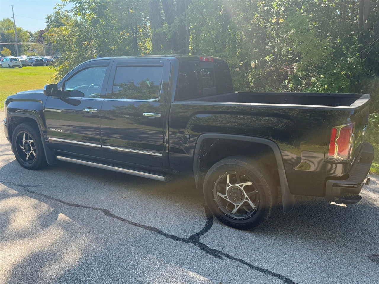 GMC Sierra 1500 Denali Crew Cab Long Box 4WD 2017