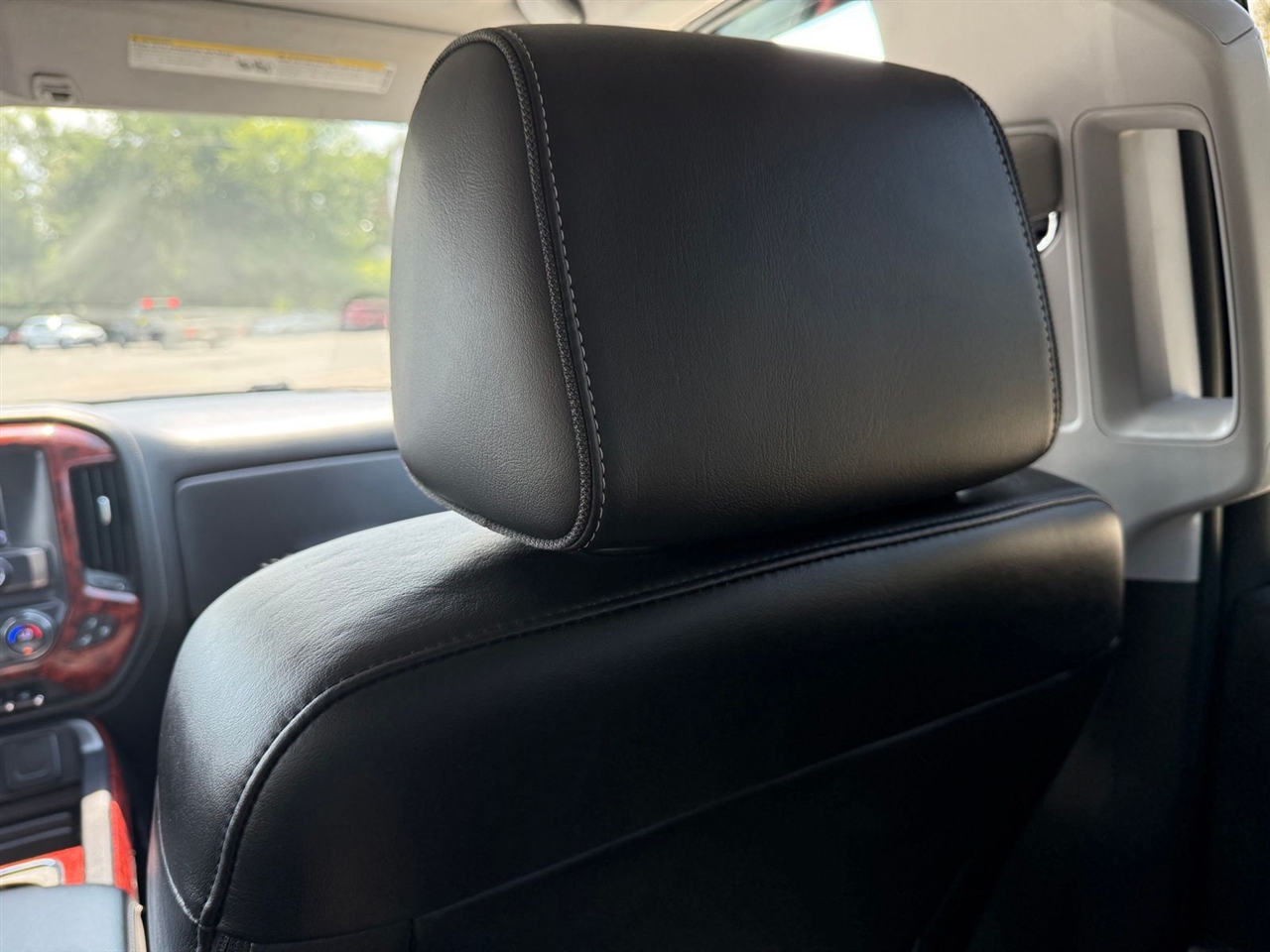 GMC Sierra 1500 Denali Crew Cab Long Box 4WD 2017