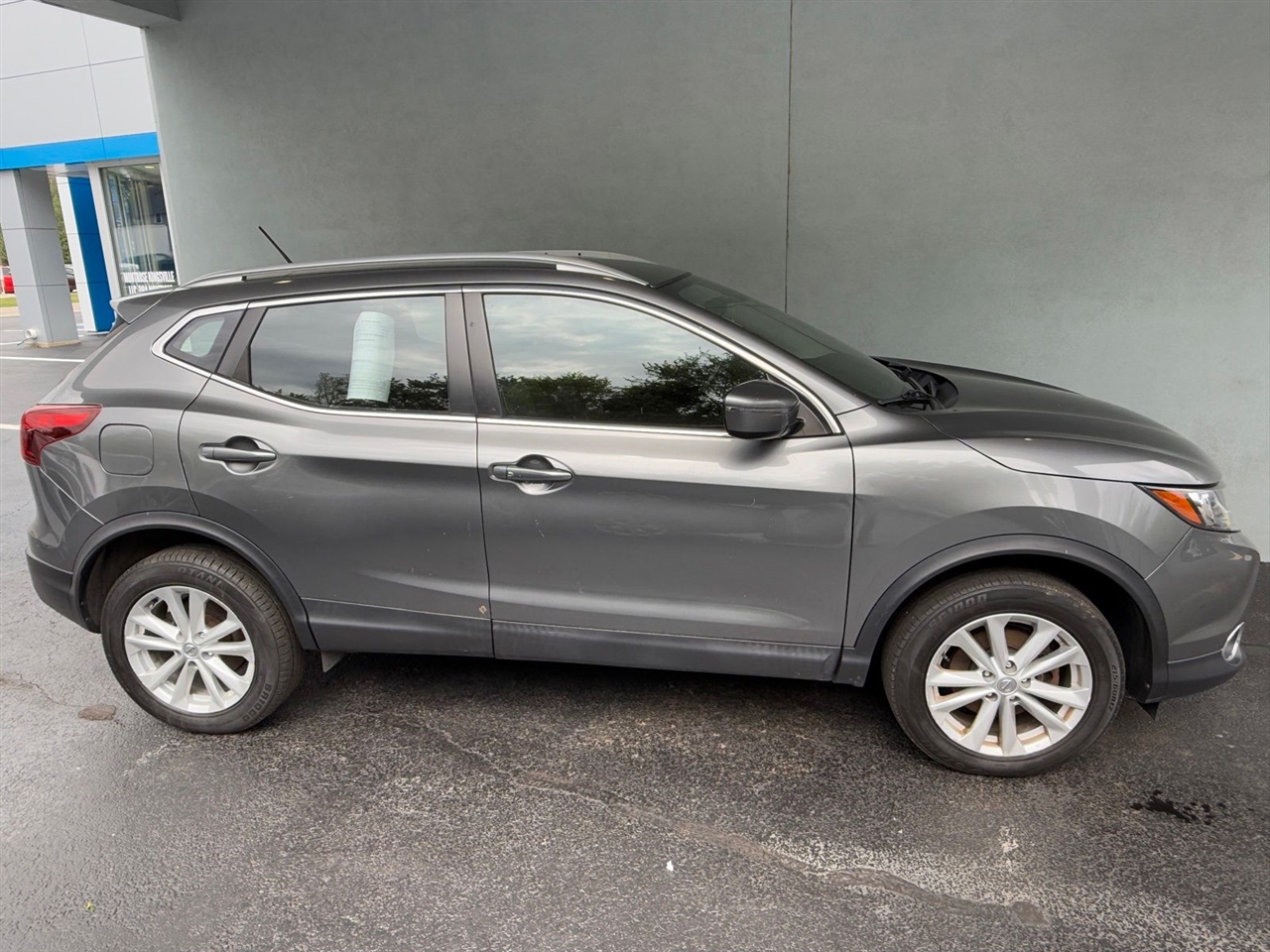 Nissan Rogue Sport SV AWD 2017