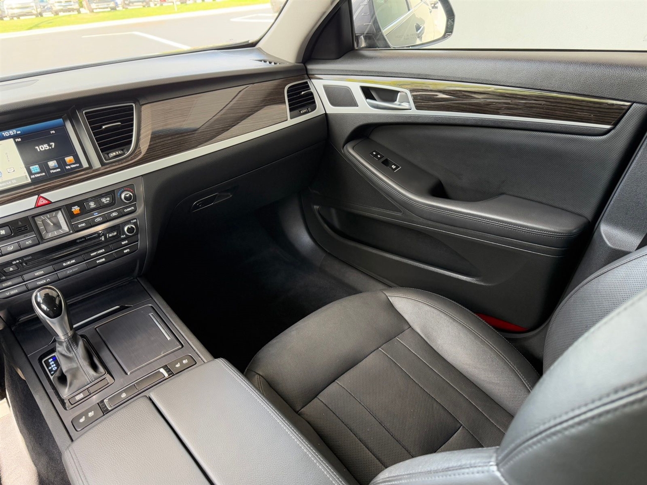 Hyundai Genesis 3.8L 2015