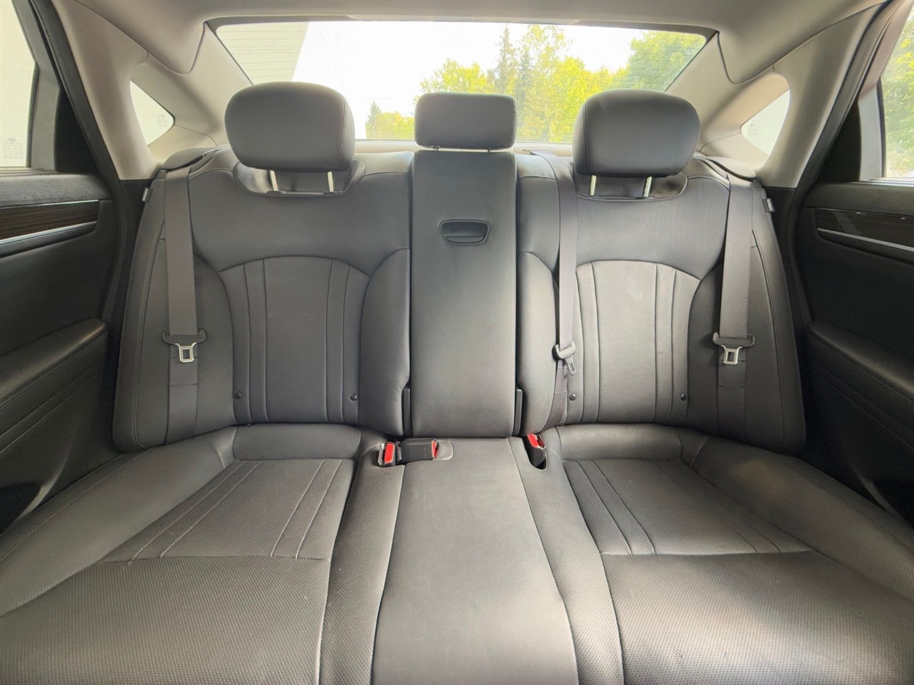 Hyundai Genesis 3.8L 2015