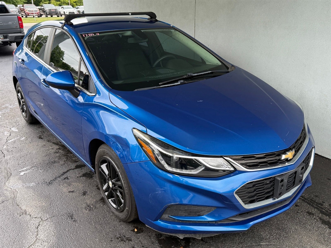 Chevrolet Cruze LT Auto Hatchback 2017