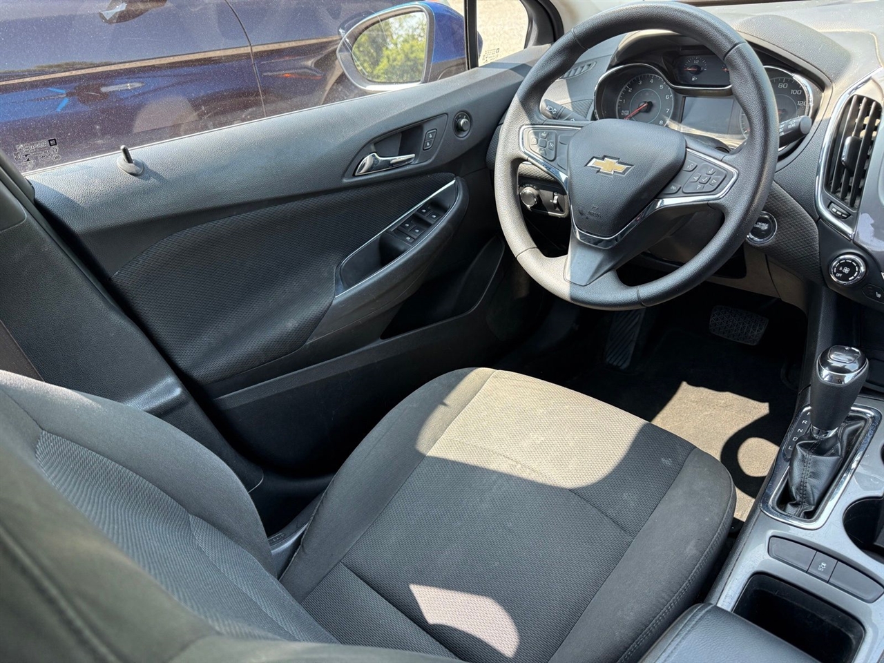 Chevrolet Cruze LT Auto Hatchback 2017