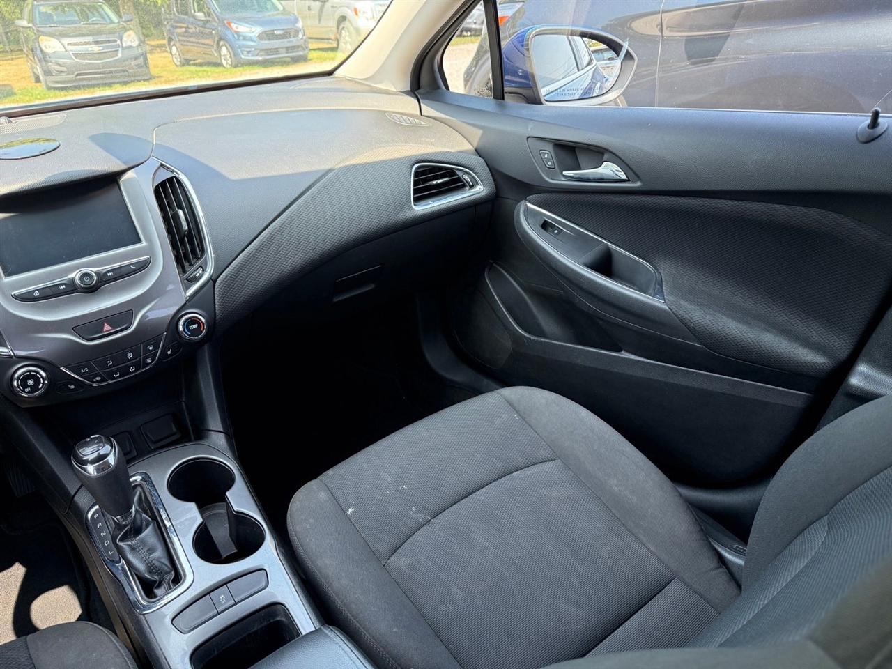 Chevrolet Cruze LT Auto Hatchback 2017