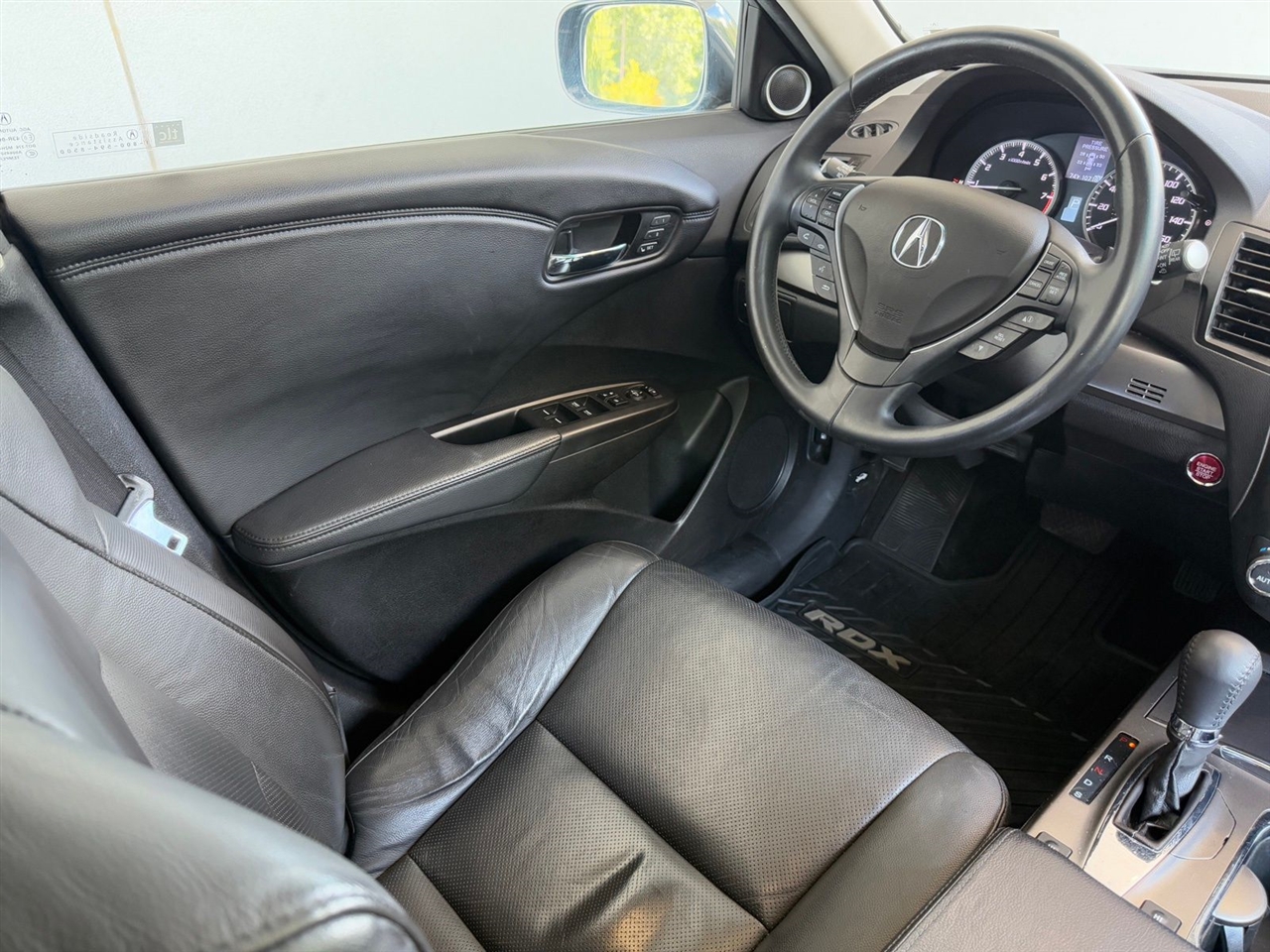 Acura RDX 6-Spd AT AWD w/ Technology Package 2015