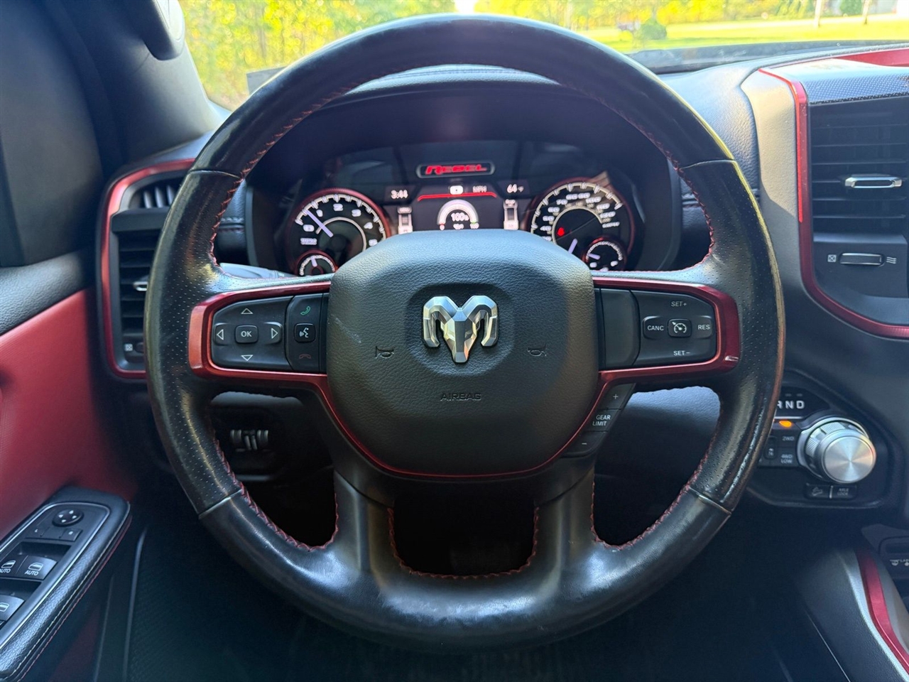 RAM 1500 Rebel Quad Cab 4WD 2019