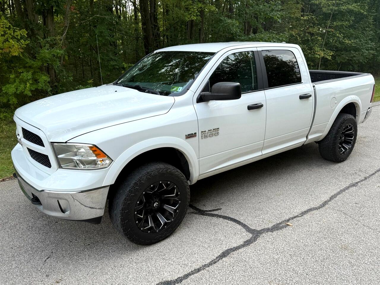 2017 RAM 1500 SLT Crew Cab LWB 4WD
