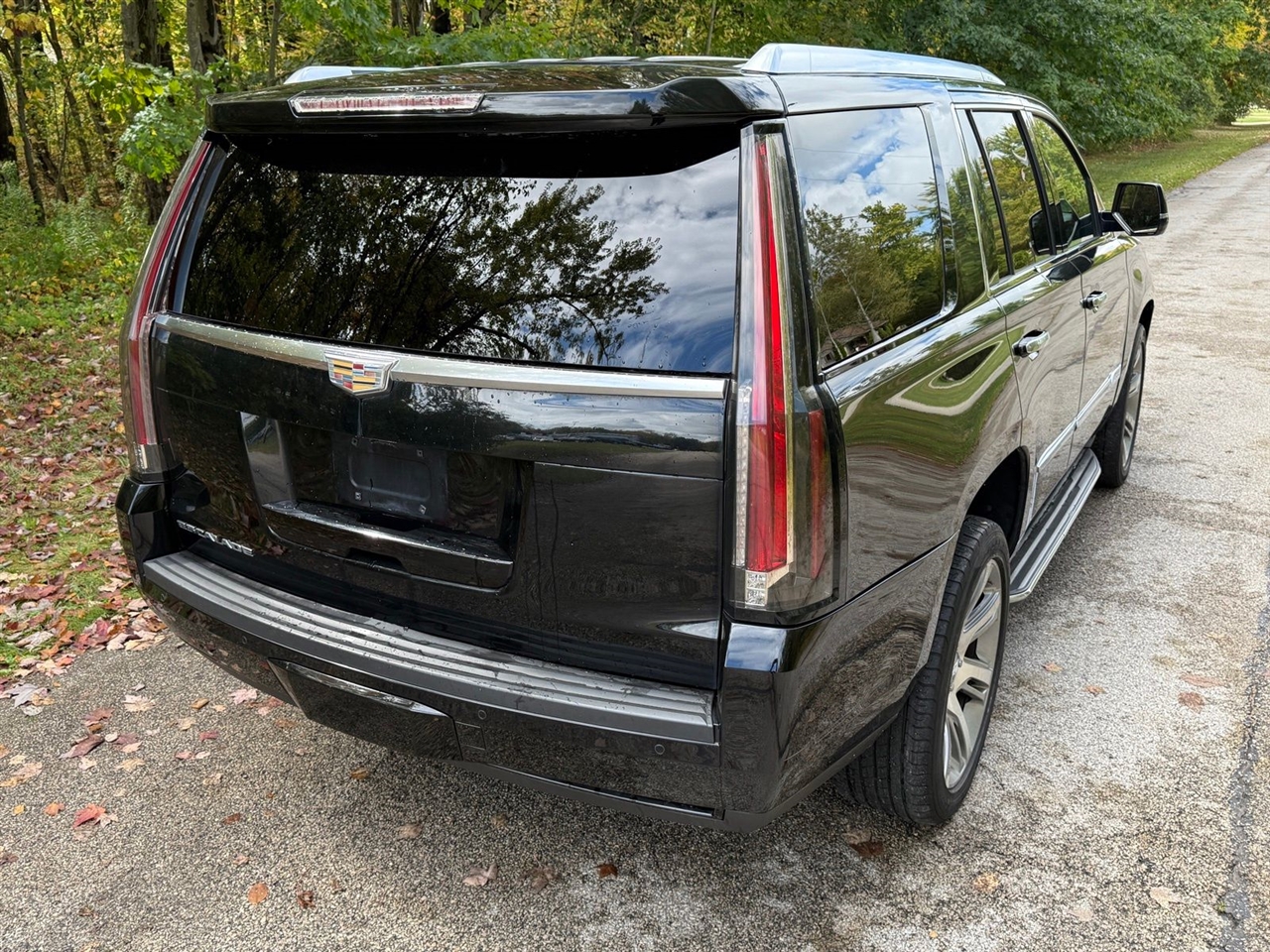 Cadillac Escalade Luxury 4WD 2016