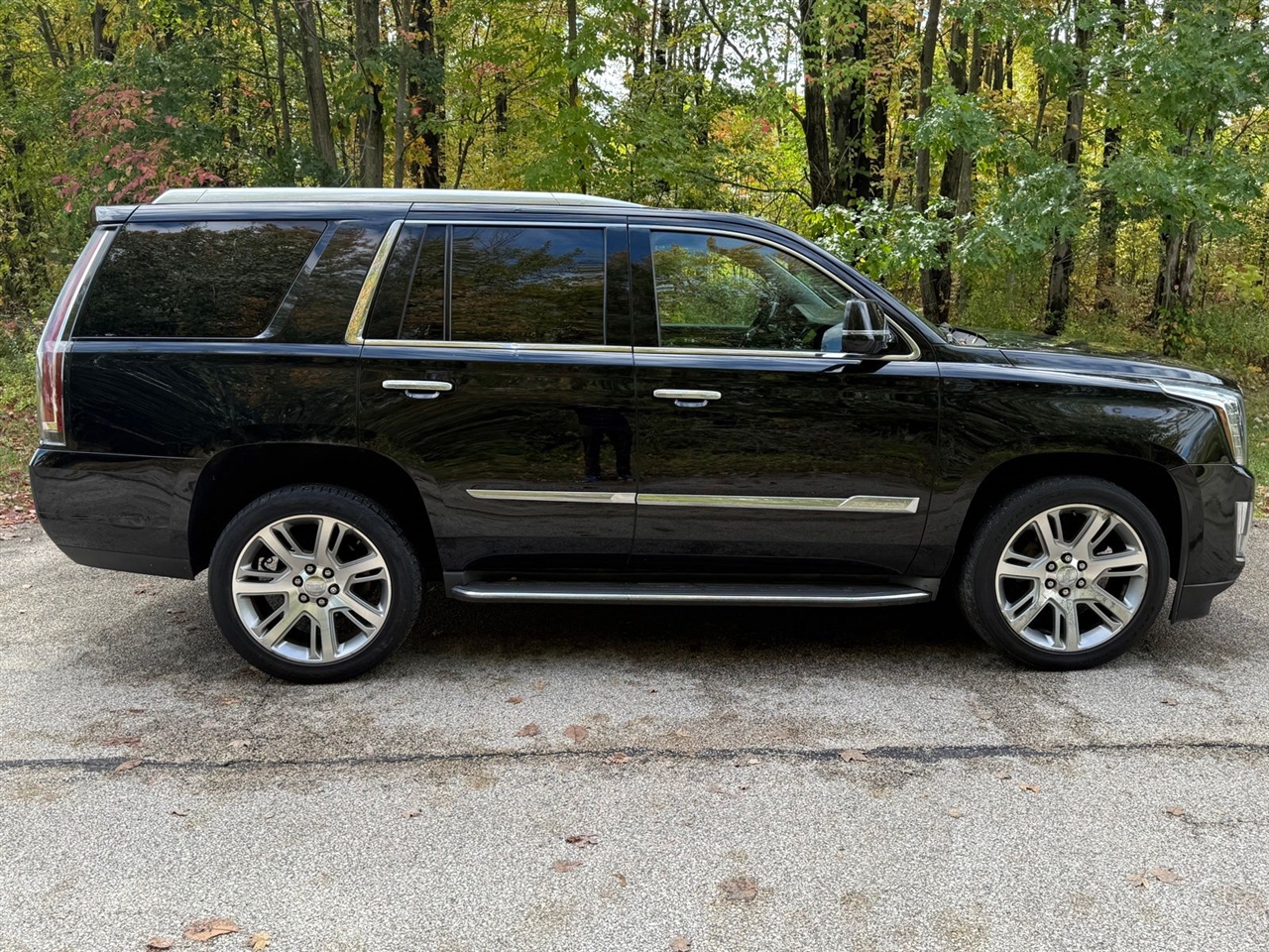 Cadillac Escalade Luxury 4WD 2016