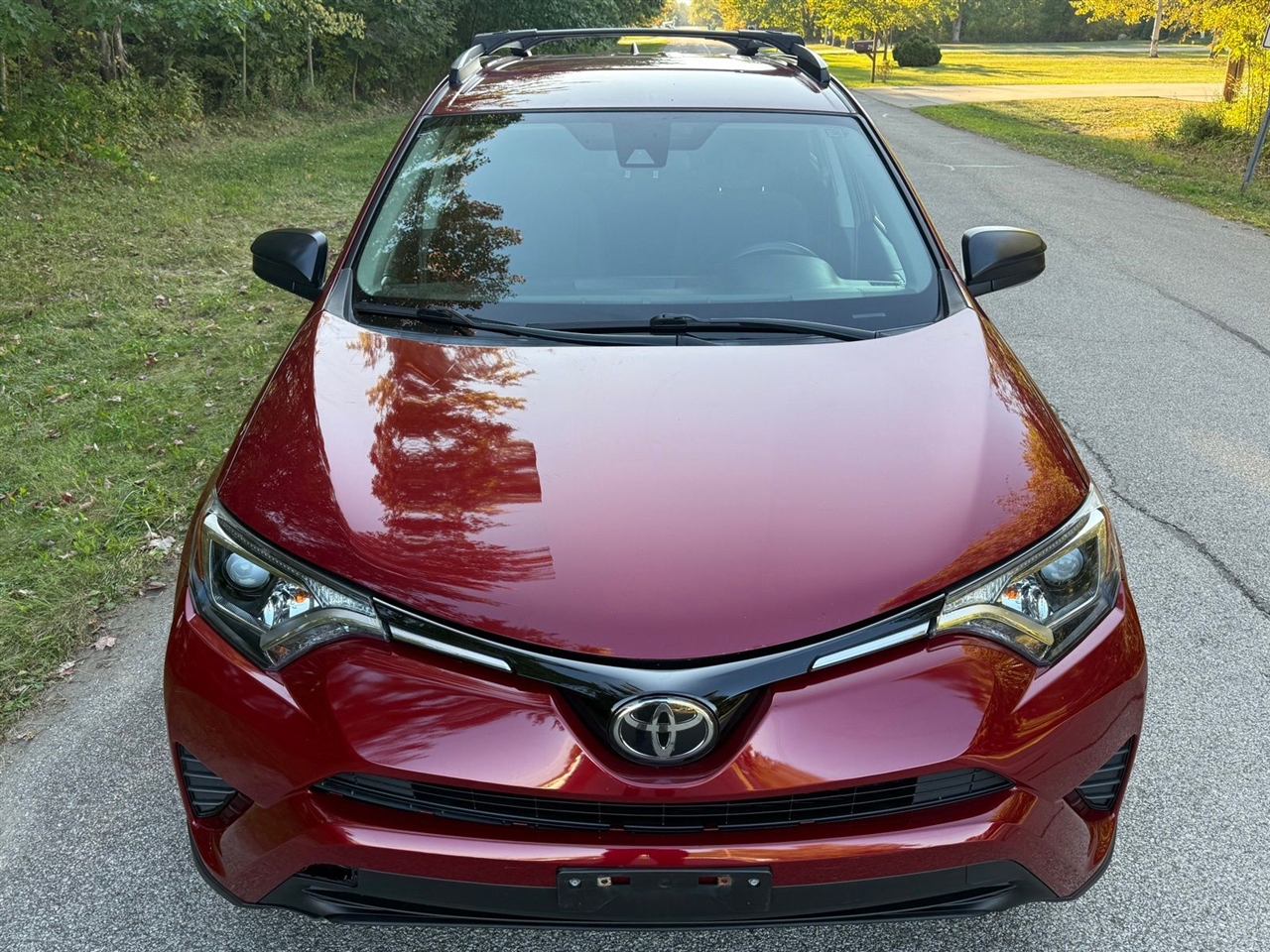 Toyota RAV4 LE AWD 2018