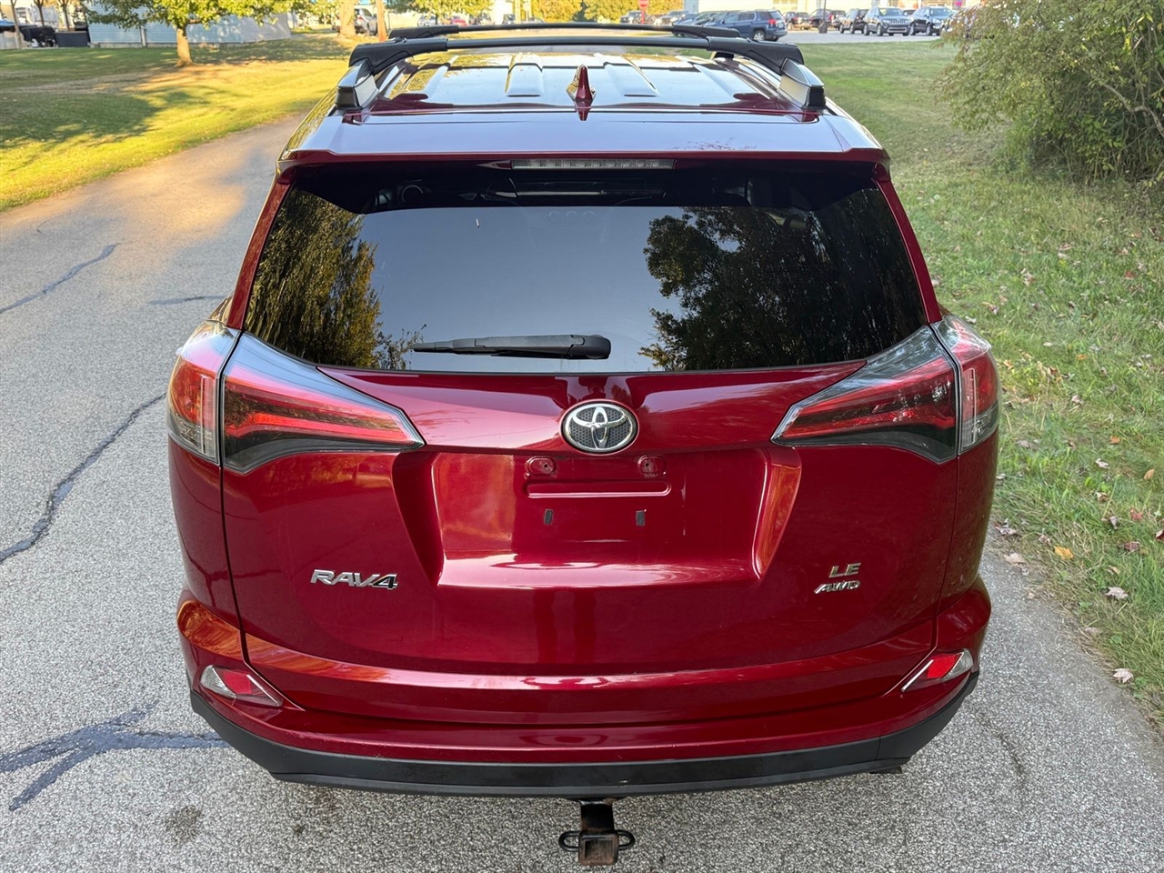 Toyota RAV4 LE AWD 2018