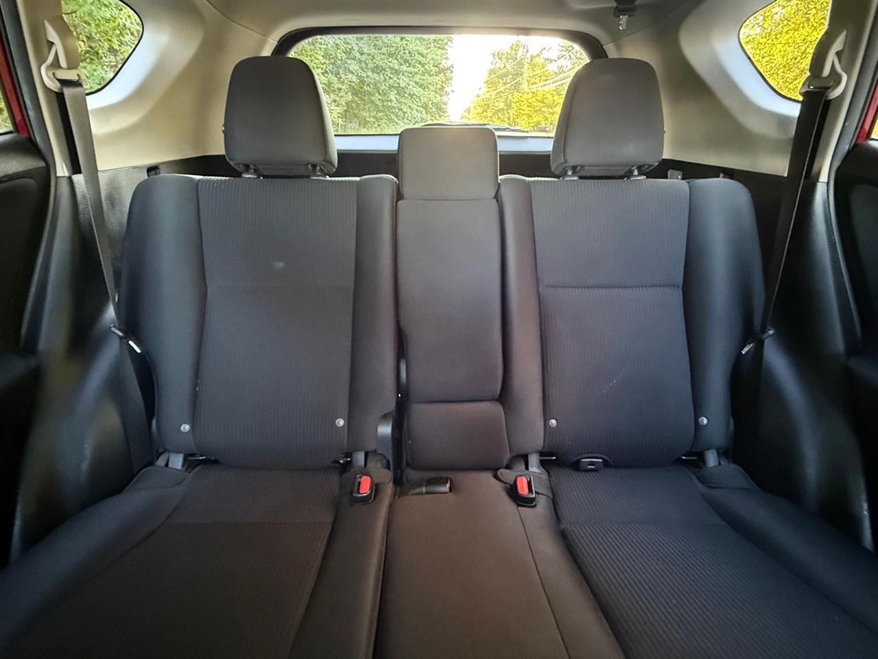 Toyota RAV4 LE AWD 2018