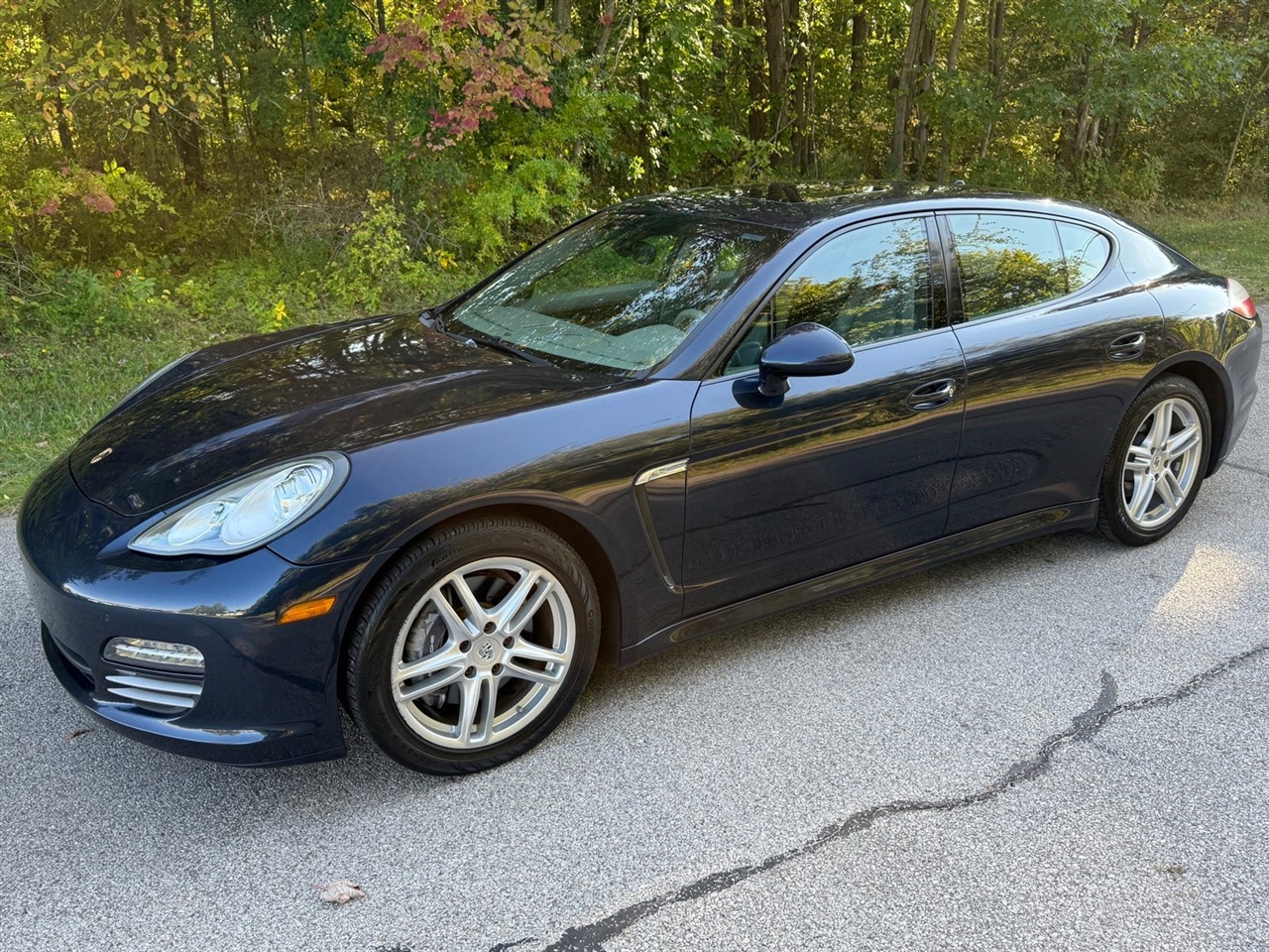 Porsche Panamera 4 2011