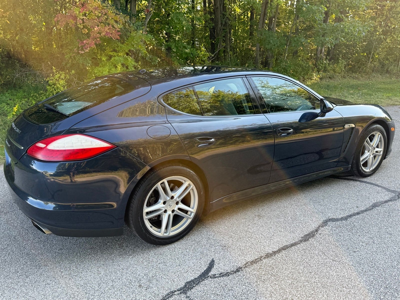 Porsche Panamera 4 2011