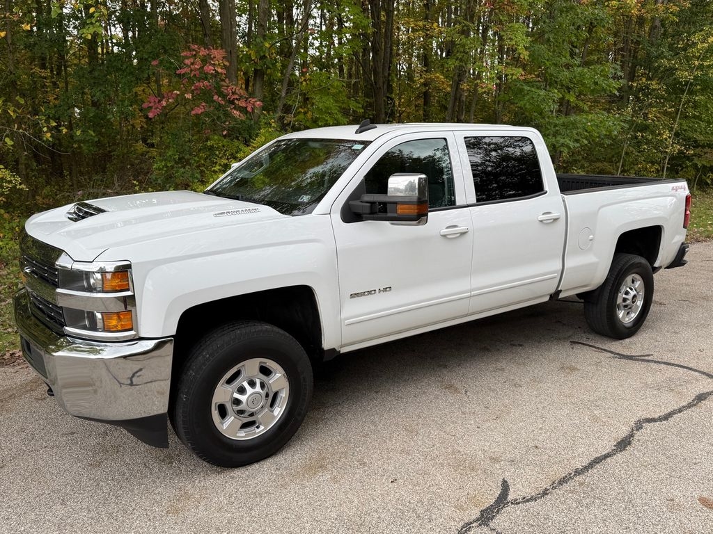 2017 Chevrolet Silverado 2500HD LT Crew Cab 4WD
