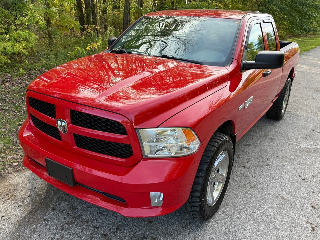RAM 1500 Tradesman Quad Cab 4WD 2018