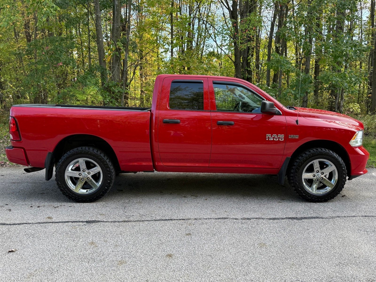 RAM 1500 Tradesman Quad Cab 4WD 2018