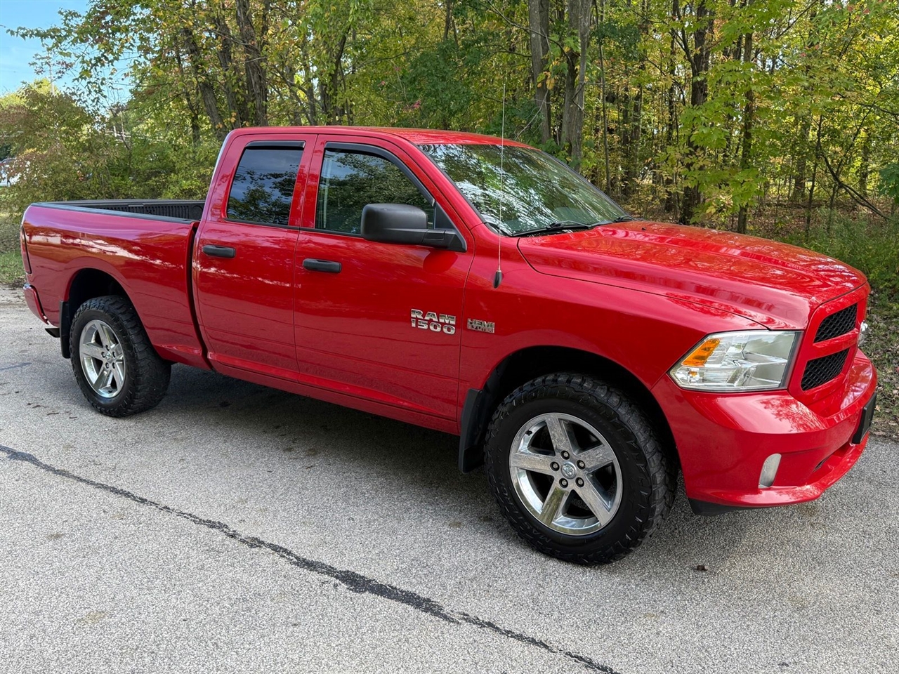 RAM 1500 Tradesman Quad Cab 4WD 2018