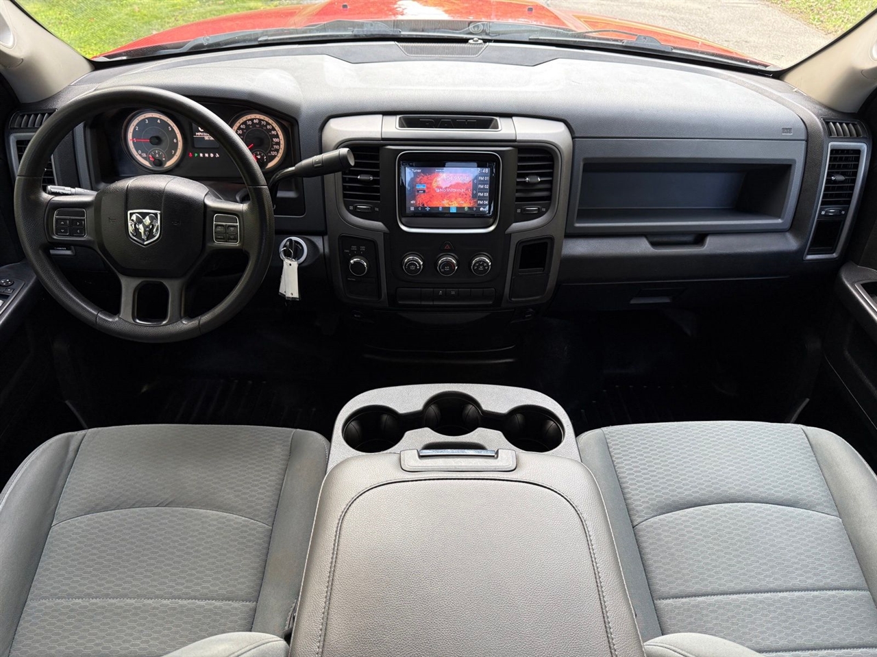 RAM 1500 Tradesman Quad Cab 4WD 2018