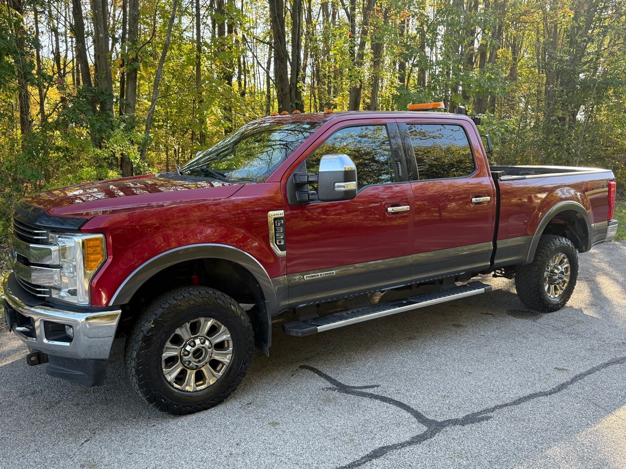 2017 Ford F-350 SD Lariat Crew Cab 4WD