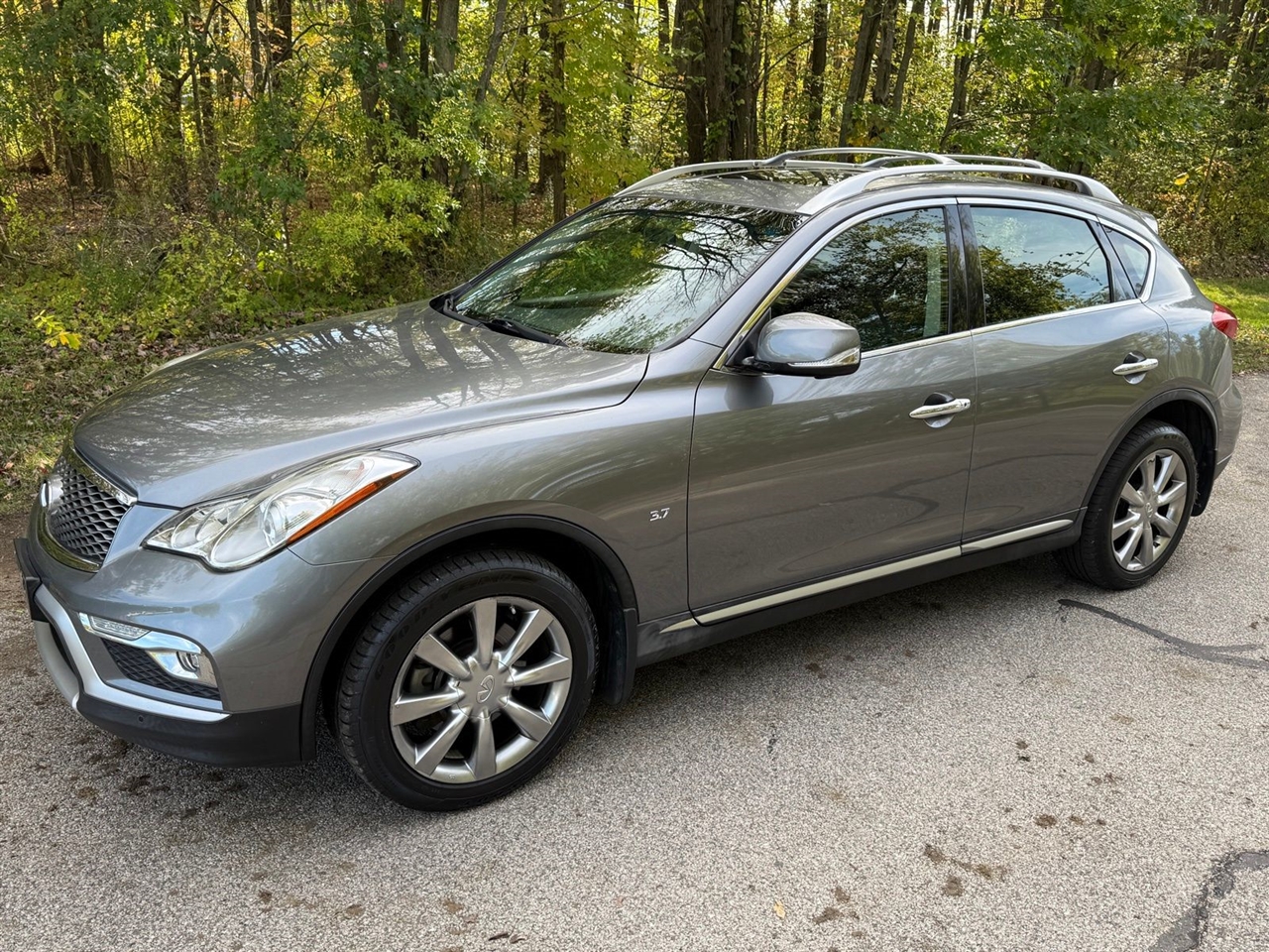 2017 INFINITI QX50 Base