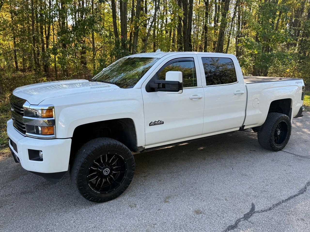 2015 Chevrolet Silverado 2500HD LT Crew Cab 4WD