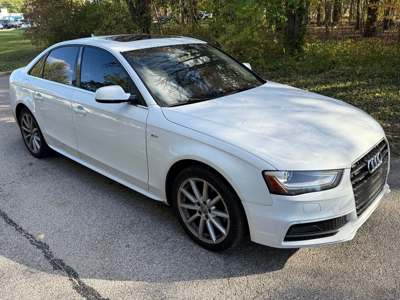 Audi A4 2.0T Premium Plus quattro Sedan AWD 8A 2016