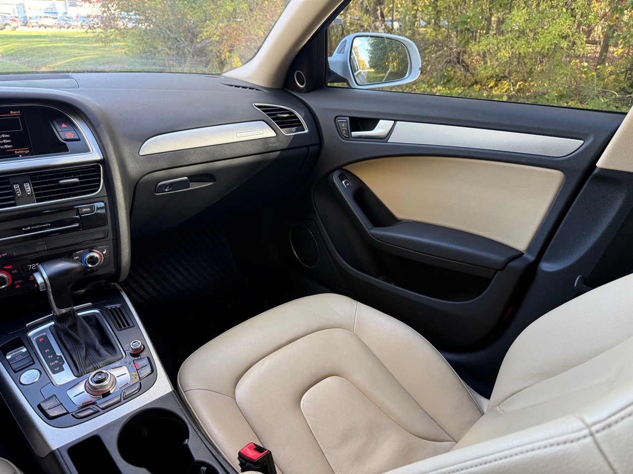 Audi A4 2.0T Premium Plus quattro Sedan AWD 8A 2016