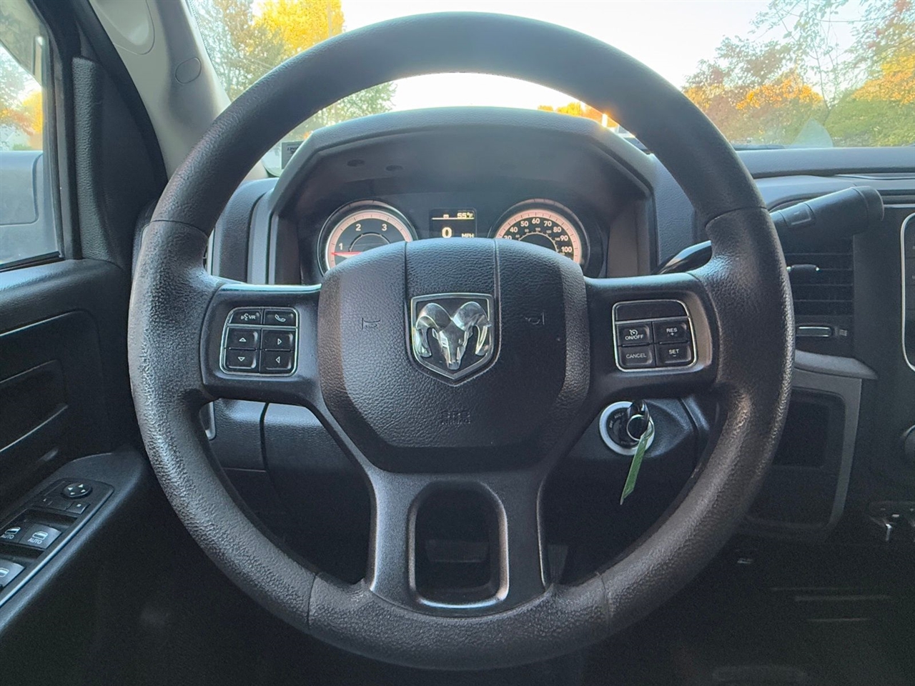 RAM 3500 Tradesman Crew Cab 4WD DRW 2017