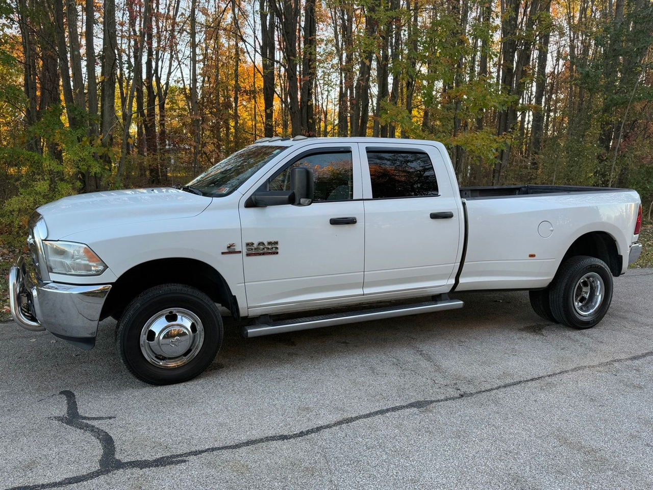 RAM 3500 Tradesman Crew Cab 4WD DRW 2017