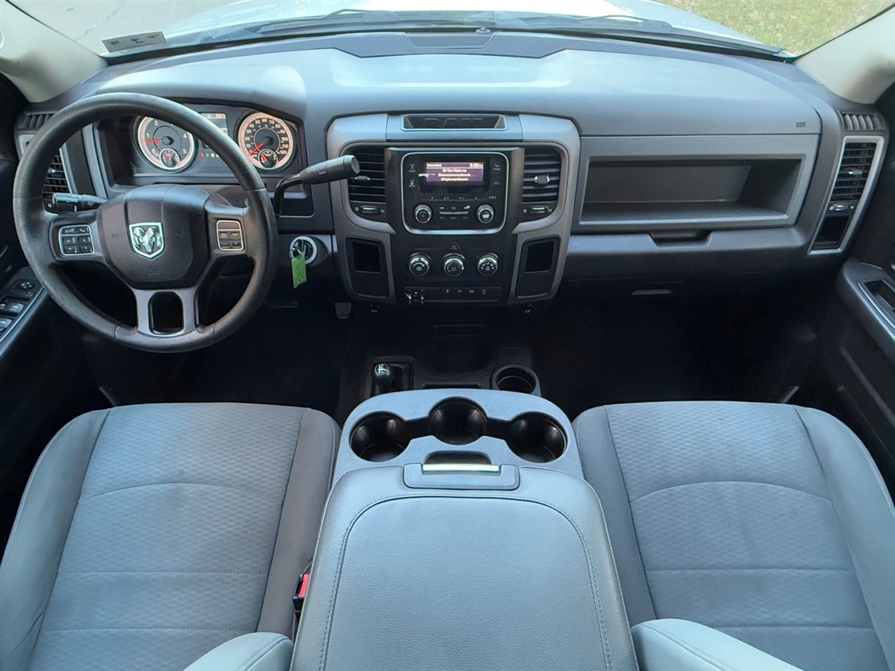 RAM 3500 Tradesman Crew Cab 4WD DRW 2017