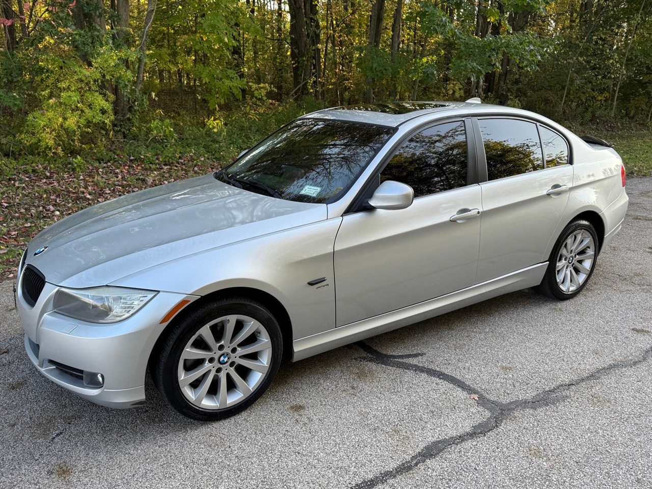 BMW 3-Series 328i xDrive 2011