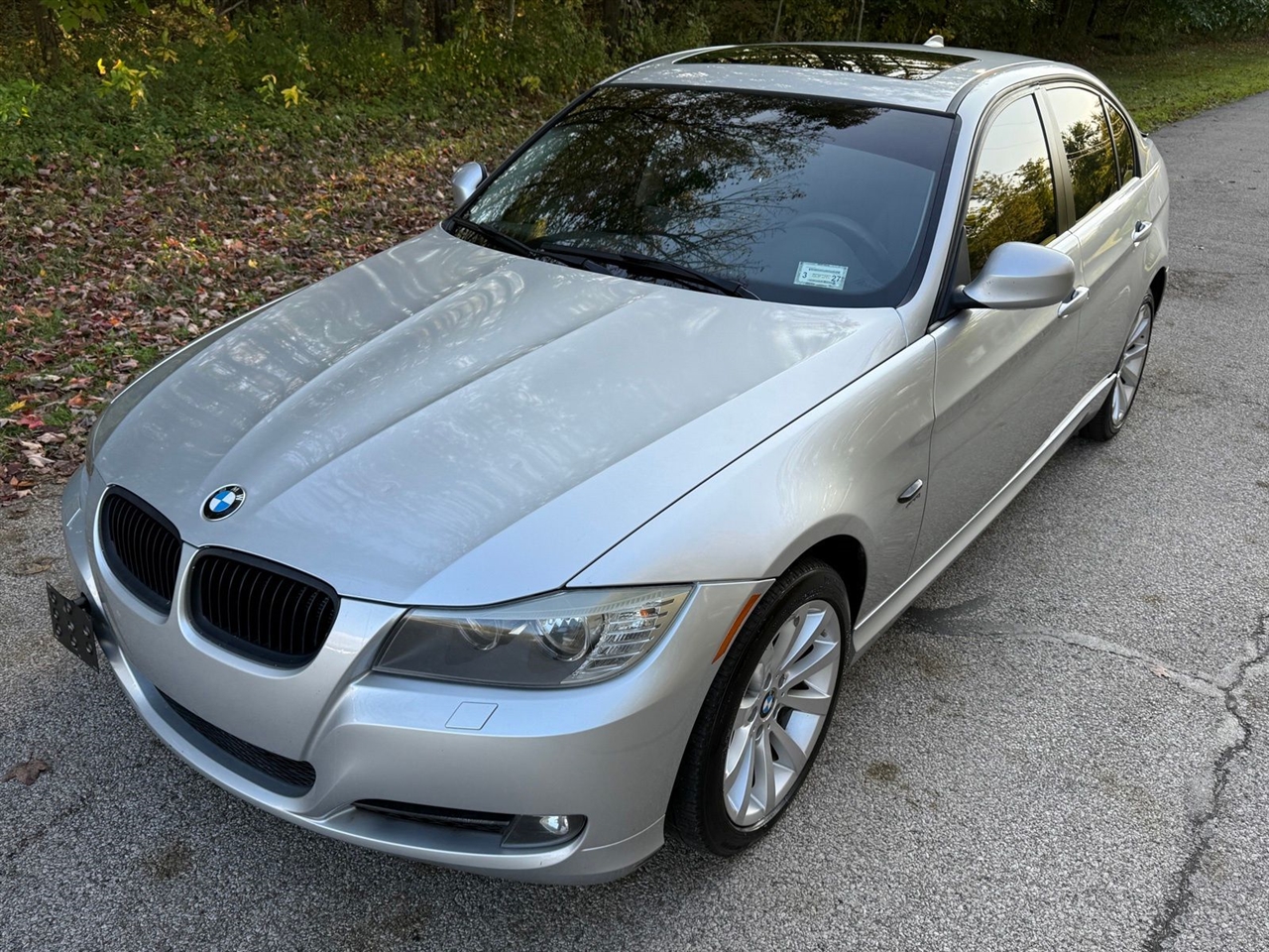 BMW 3-Series 328i xDrive 2011