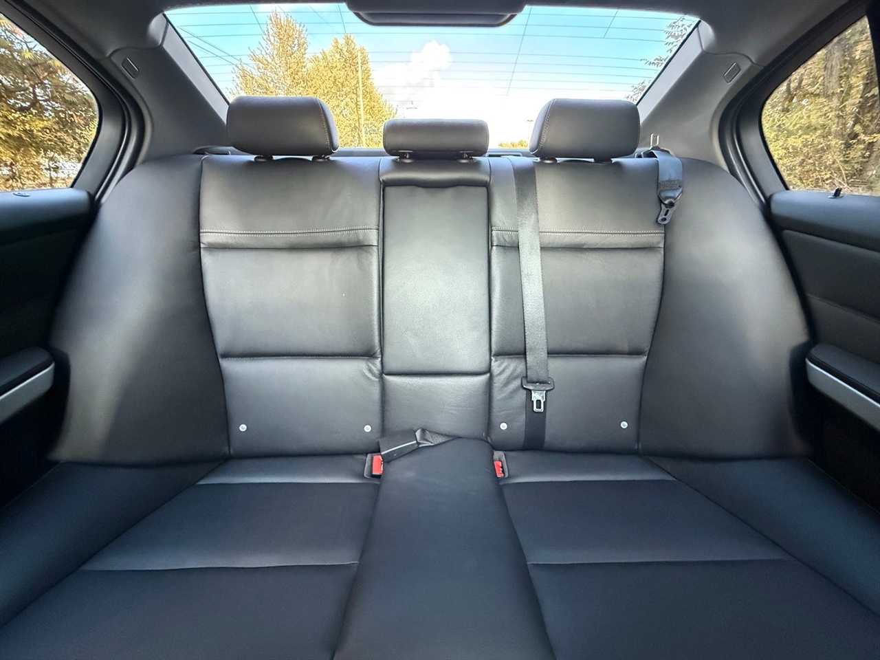 BMW 3-Series 328i xDrive 2011