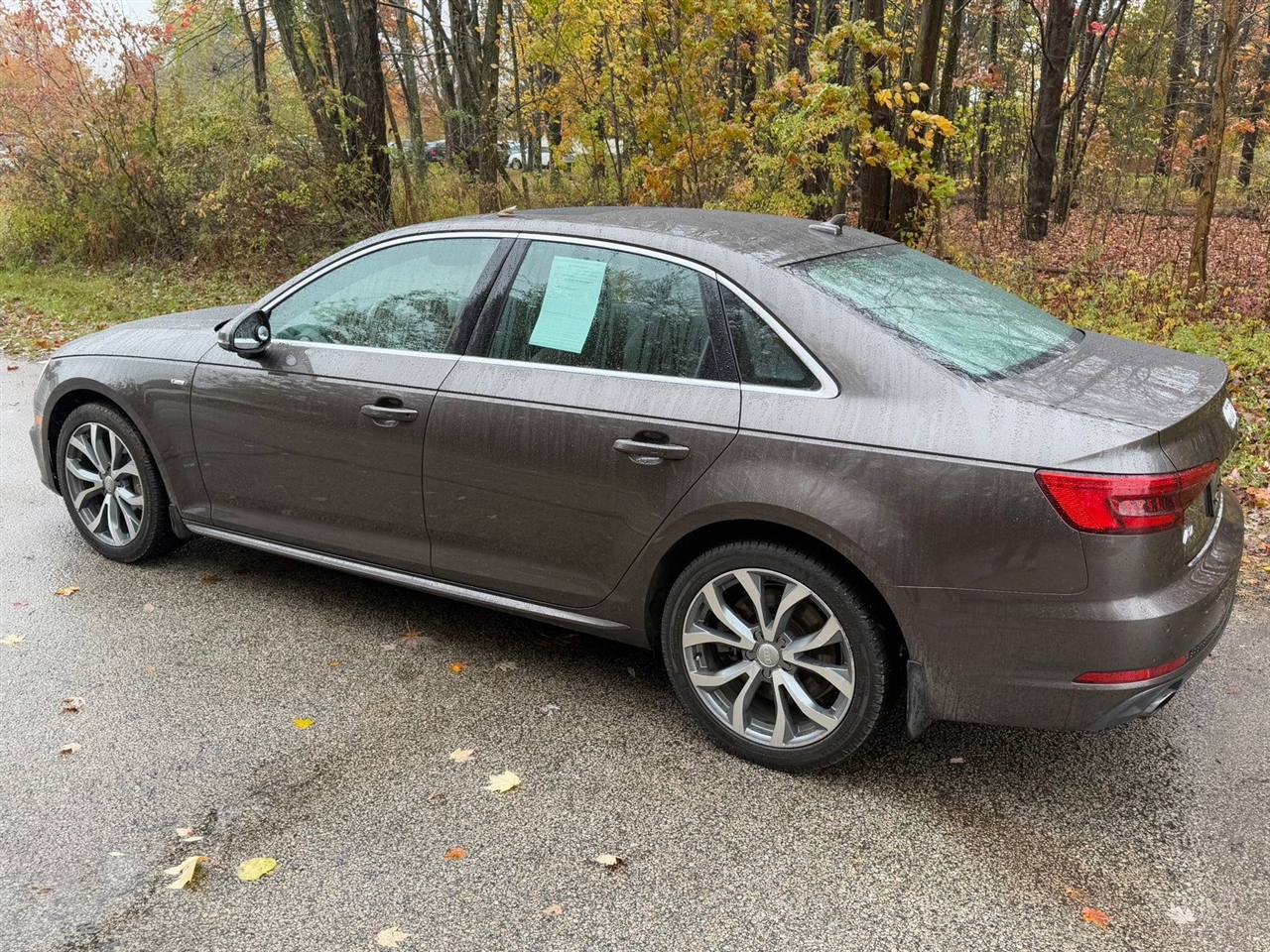 Audi A4 2.0T Premium Plus quattro Sedan 2017