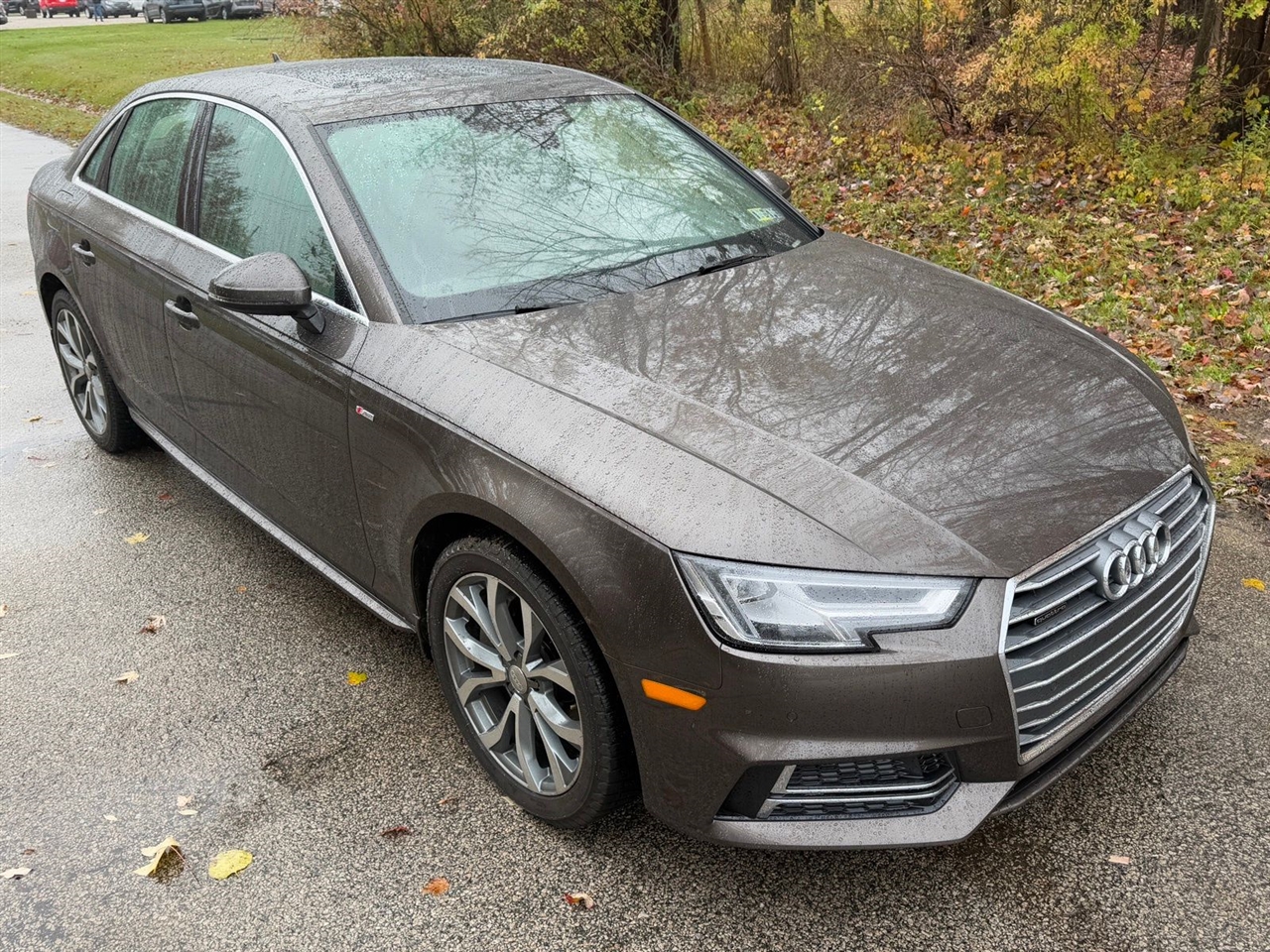 Audi A4 2.0T Premium Plus quattro Sedan 2017