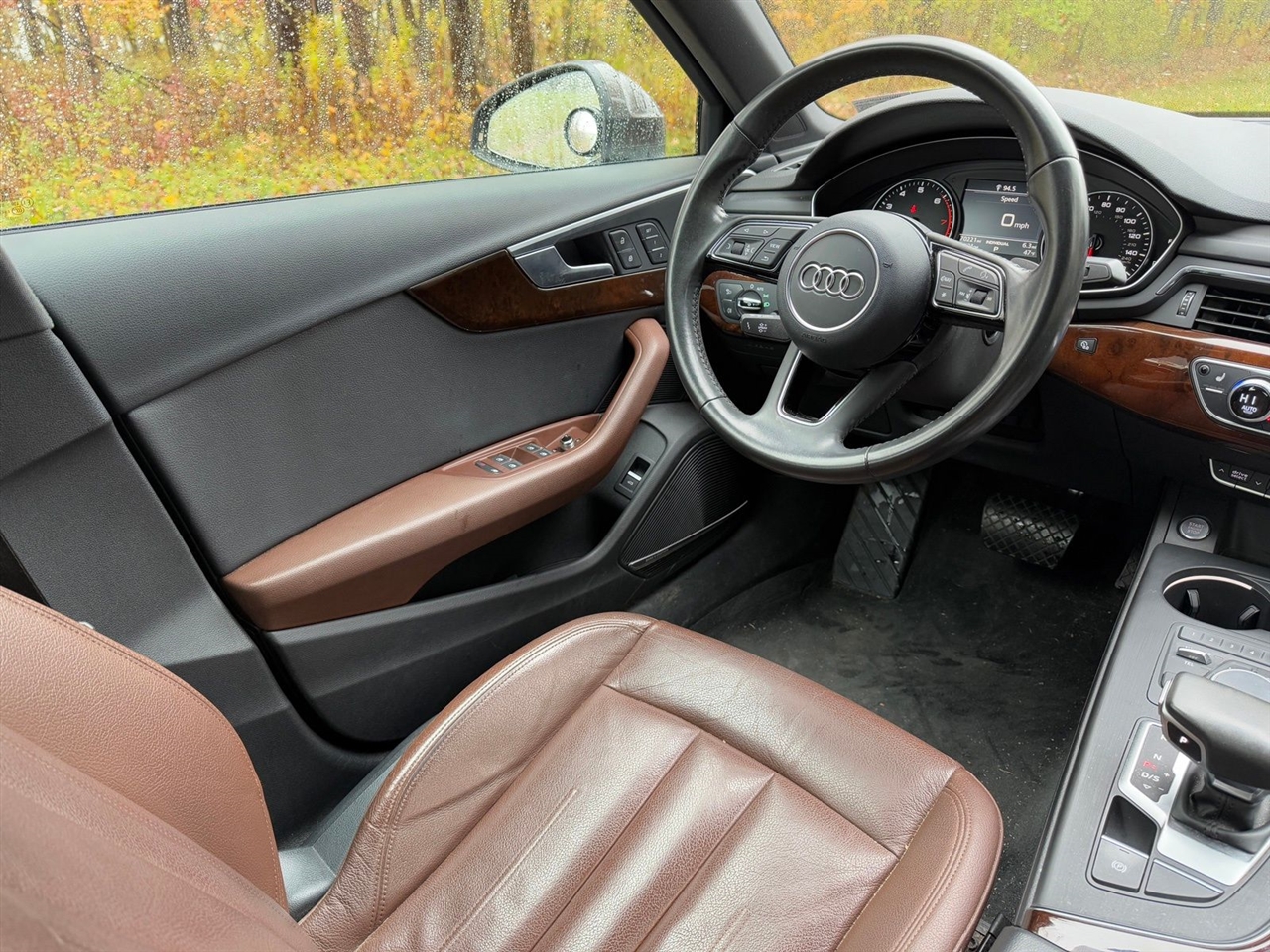 Audi A4 2.0T Premium Plus quattro Sedan 2017