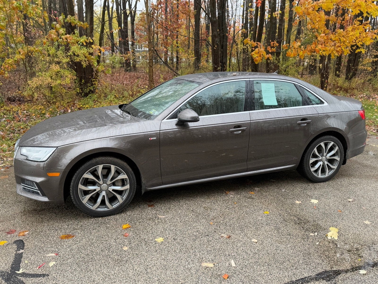 Audi A4 2.0T Premium Plus quattro Sedan 2017