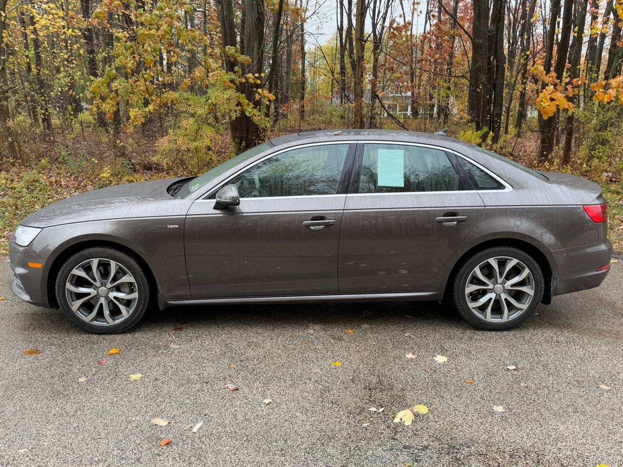 Audi A4 2.0T Premium Plus quattro Sedan 2017