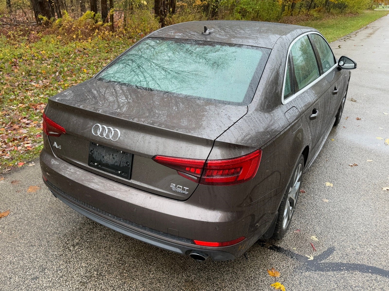 Audi A4 2.0T Premium Plus quattro Sedan 2017