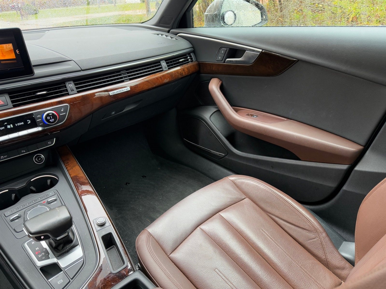 Audi A4 2.0T Premium Plus quattro Sedan 2017