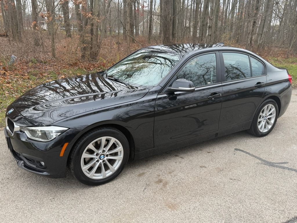 2018 BMW 3-Series 320i xDrive Sedan
