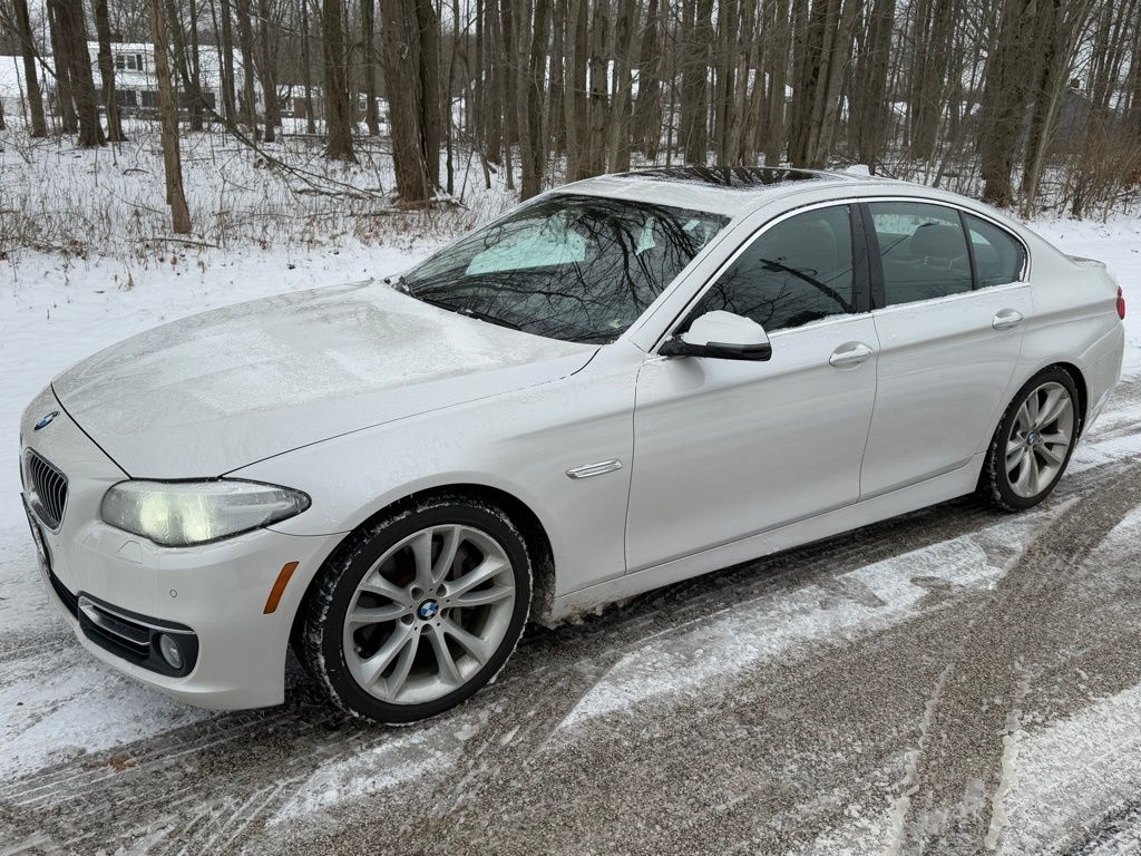 2015 BMW 5 Series 535i's photo