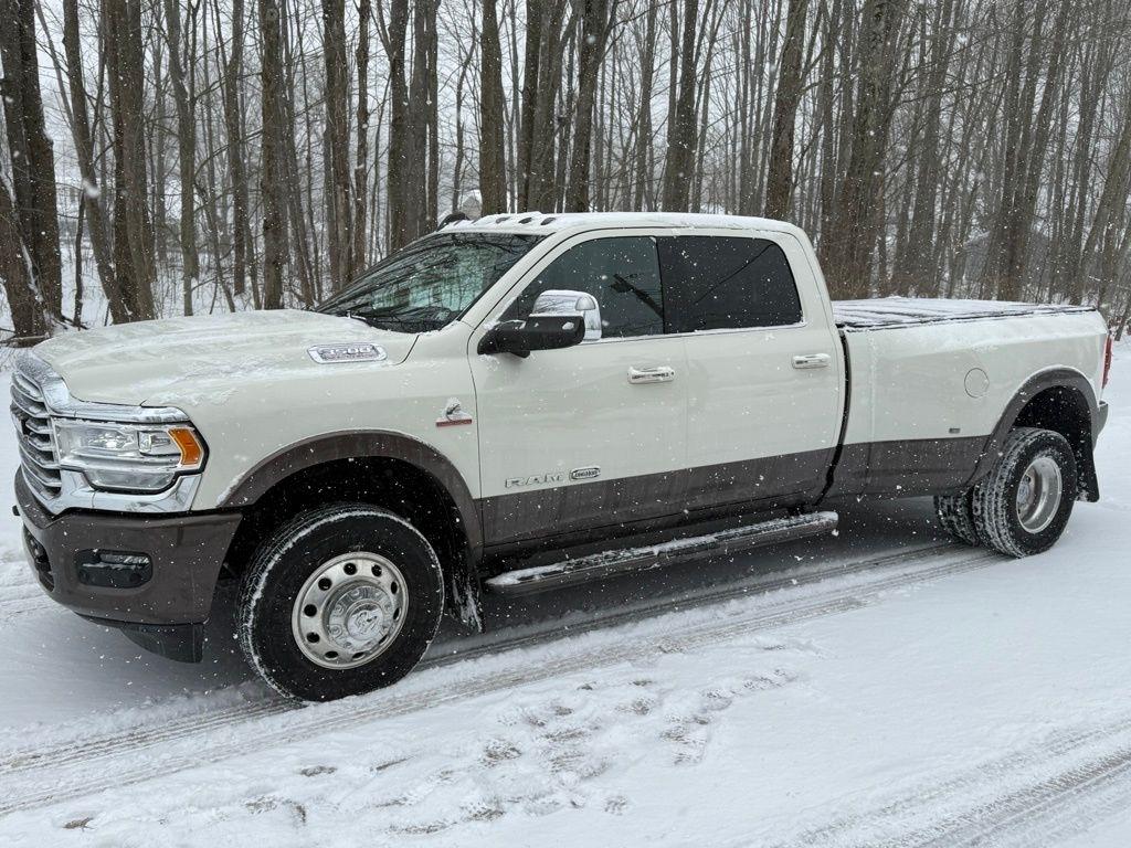 2021 RAM 3500 Longhorn Crew Cab LWB 4WD DRW