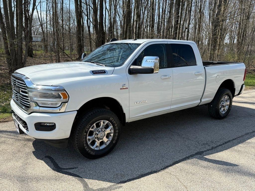 2024 RAM 2500 Laramie Crew Cab SWB 4WD