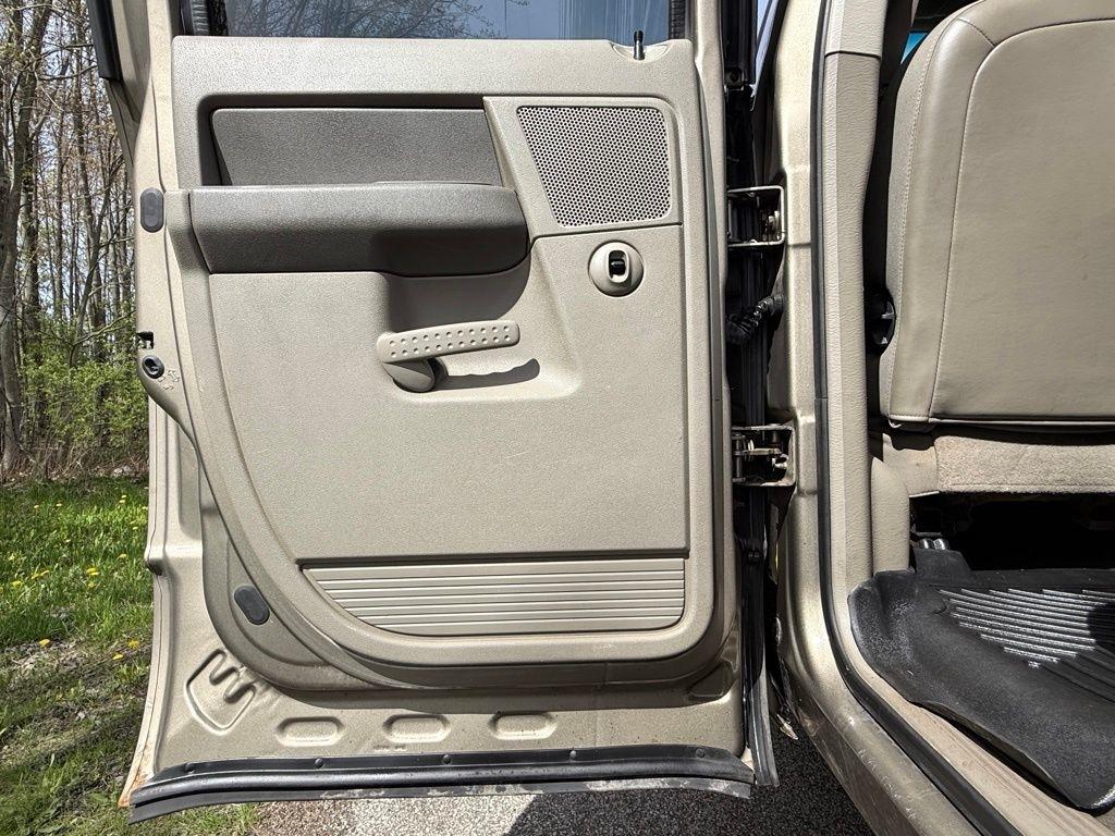 Dodge Ram 2500 SLT Quad Cab 4WD 2007