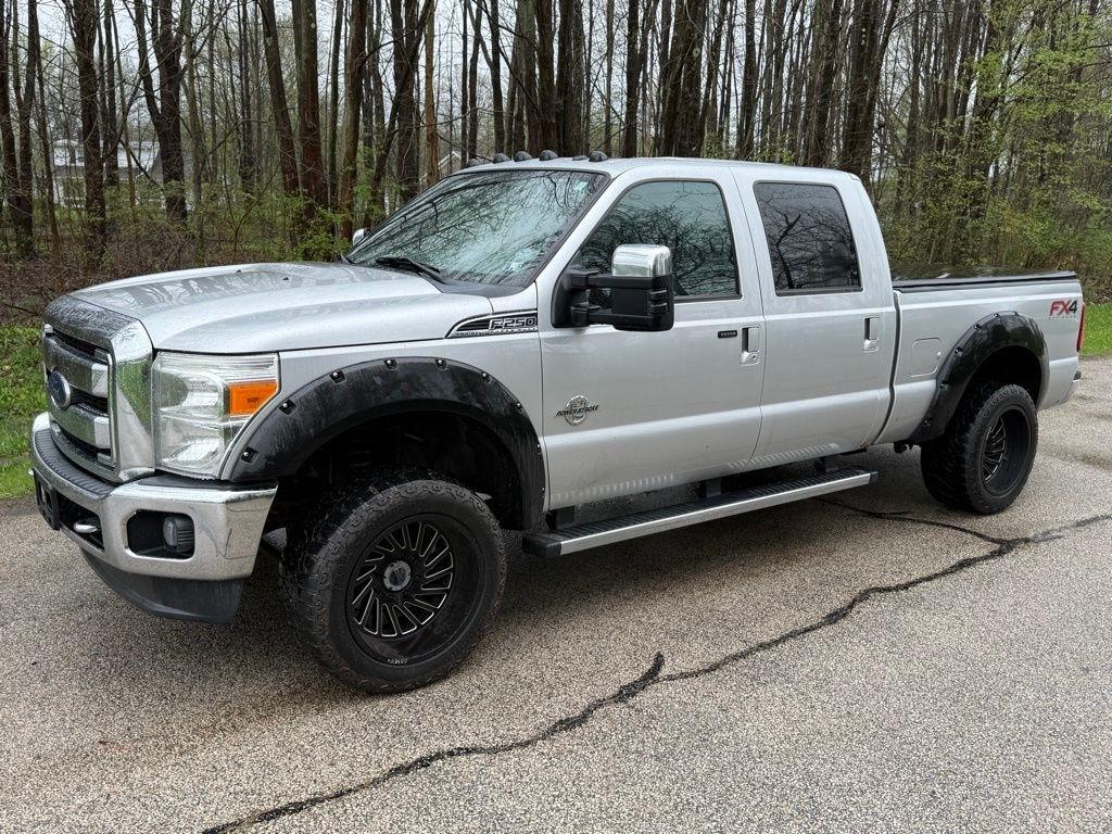 2013 Ford F-250 SD Lariat Crew Cab 4WD