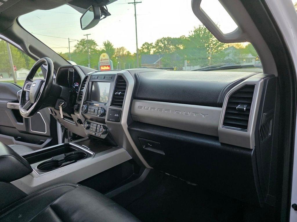 Ford F-250 SD Lariat Crew Cab 4WD 2020